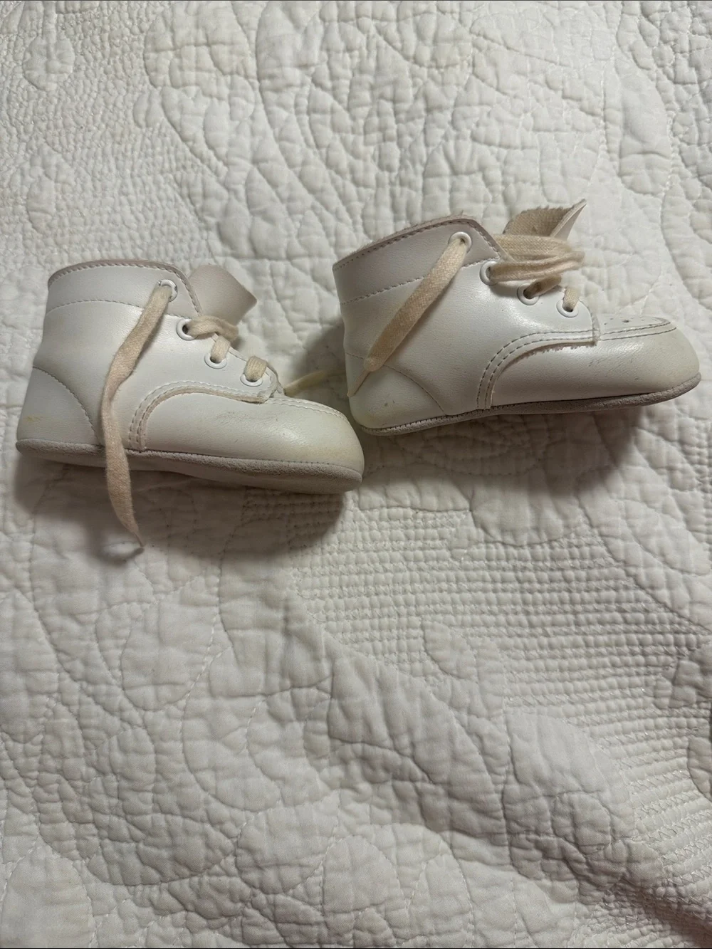 Vintage Classic White Baby Lace-Up Oxford Shoes